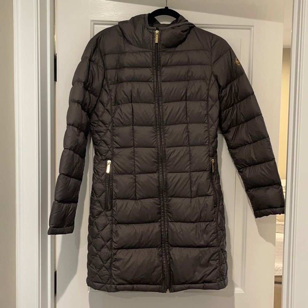Michael Kors Packable Down Coat. Olive green with gold zipper details. Small.